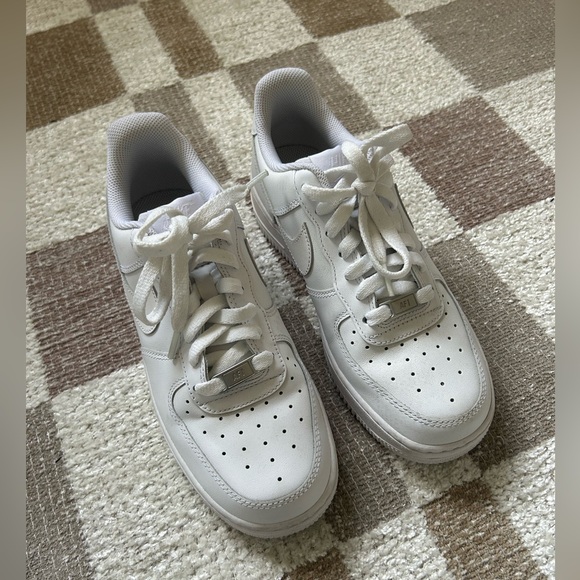 Nike Air Force 1 - Picture 2 of 6